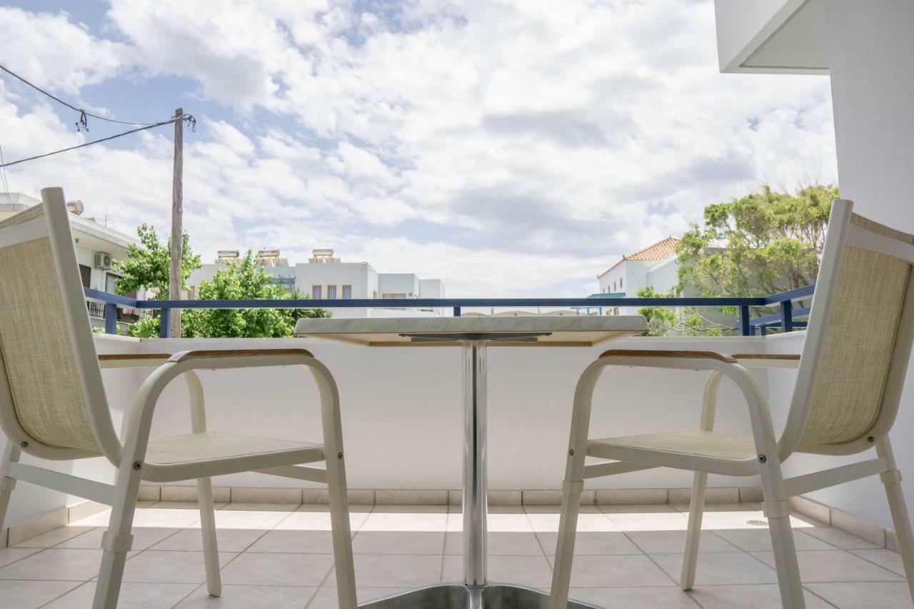 Pinelopi Hotel プラタネス エクステリア 写真