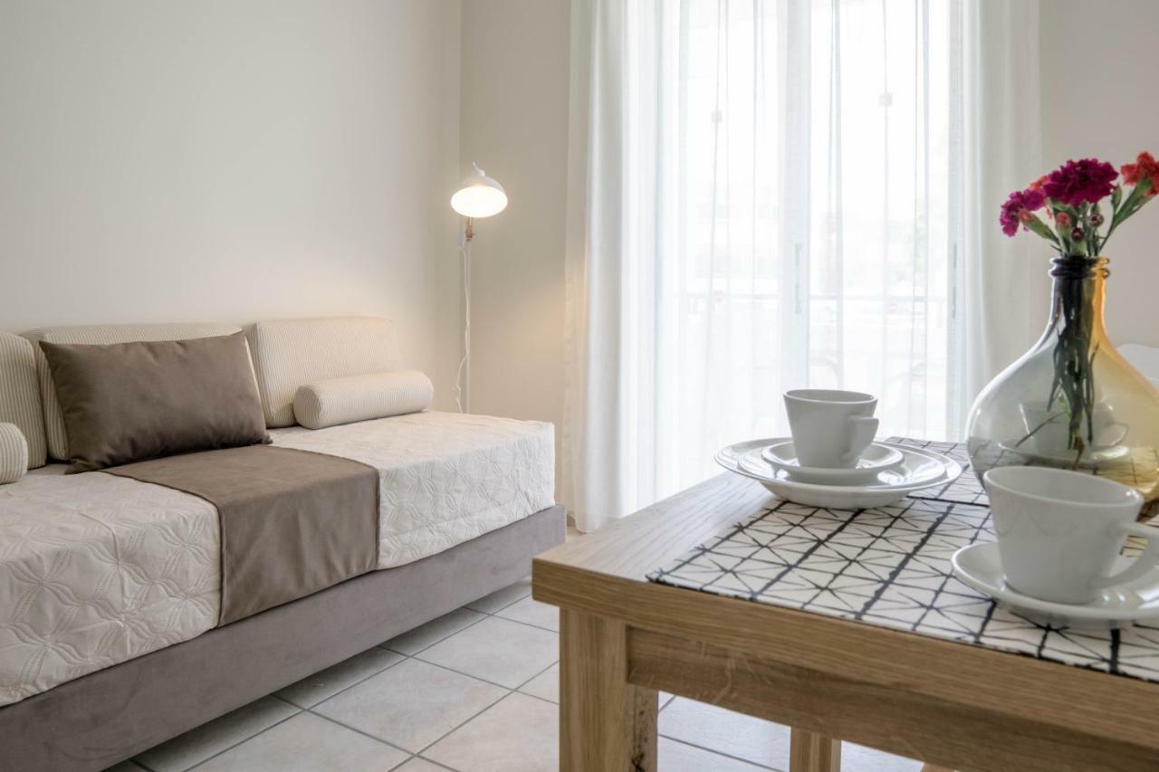 Pinelopi Hotel プラタネス エクステリア 写真