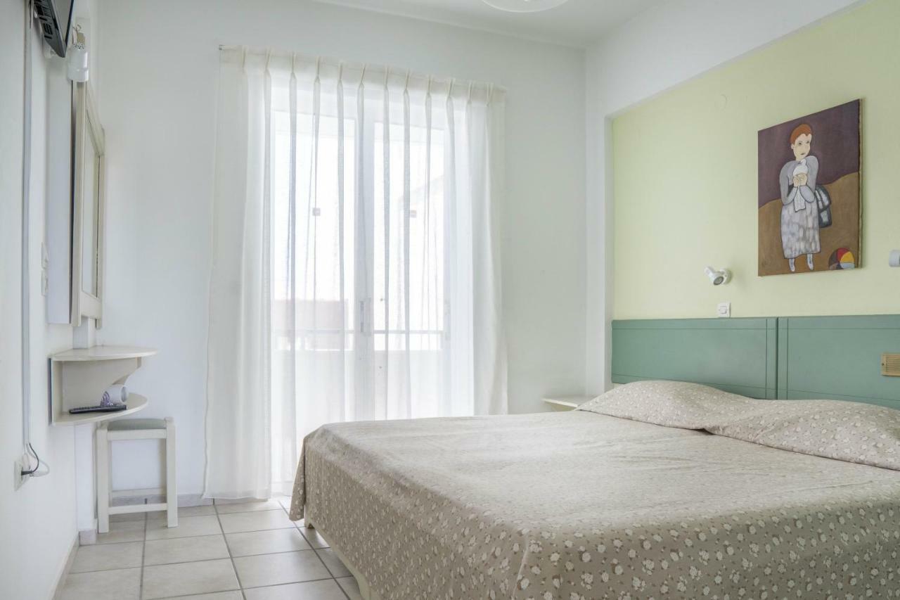 Pinelopi Hotel プラタネス エクステリア 写真
