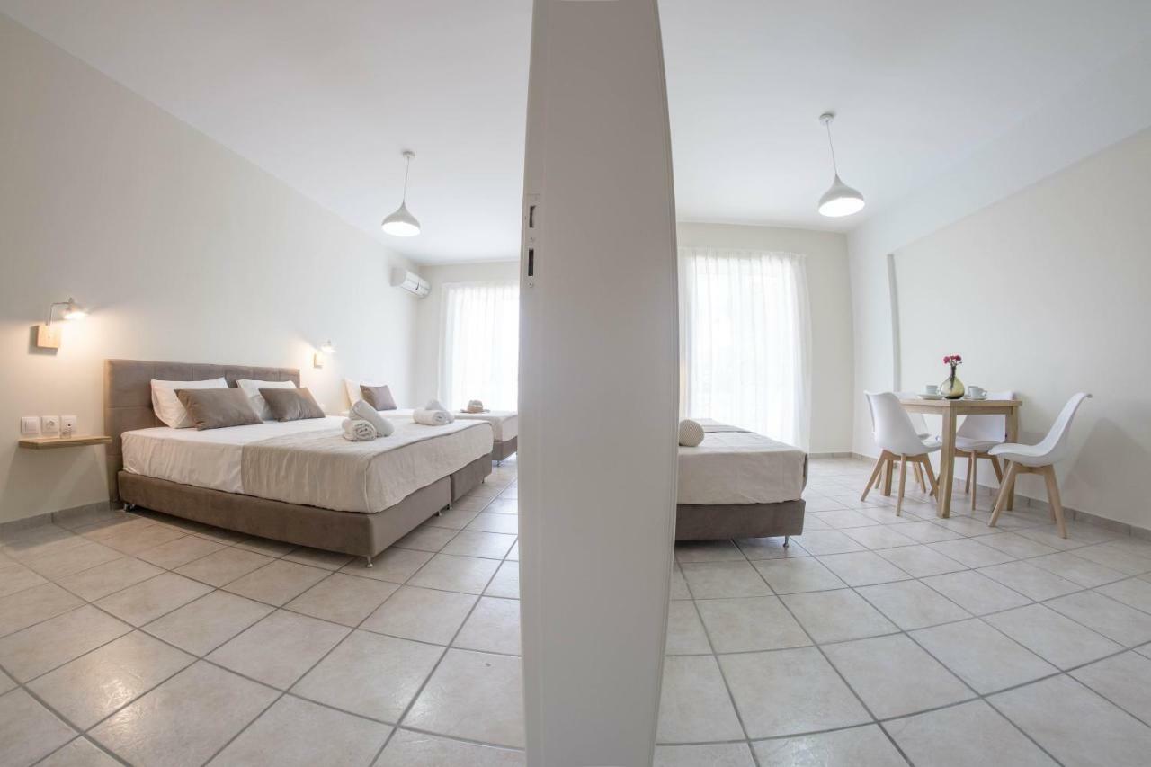 Pinelopi Hotel プラタネス エクステリア 写真